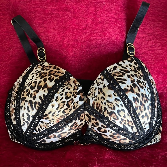 Victoria's Secret Other - NEW VICTORIA’S Secret leopard print black PUSH UP PIGEONNANT BRA 32DD
